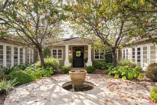 5499 Avenida Maravillas, Rancho Santa Fe, CA 92067