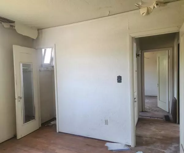 San Diego, CA 92115,4627 55th St.