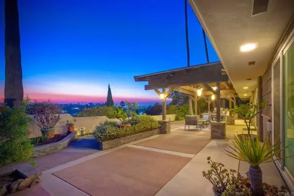 Vista, CA 92084,1012 Rosario Lane