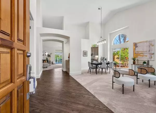 Escondido, CA 92029,1337 Oak View Way