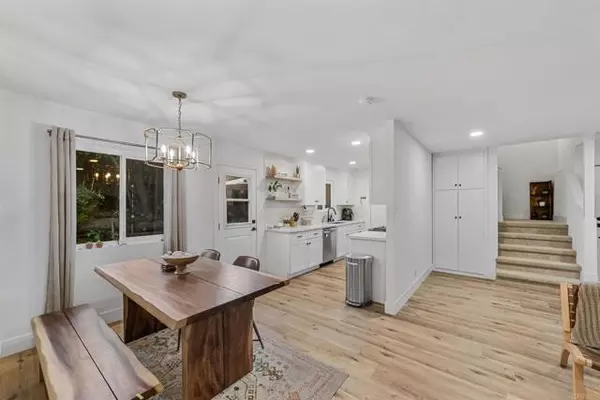 Oceanside, CA 92056,3947 Marvin St