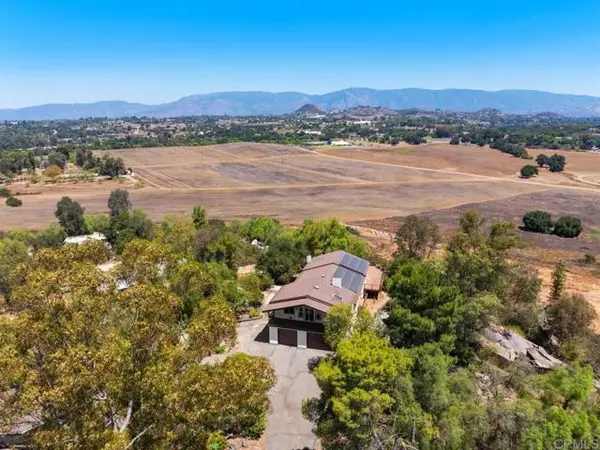 28655 Miller Road, Valley Center, CA 92082