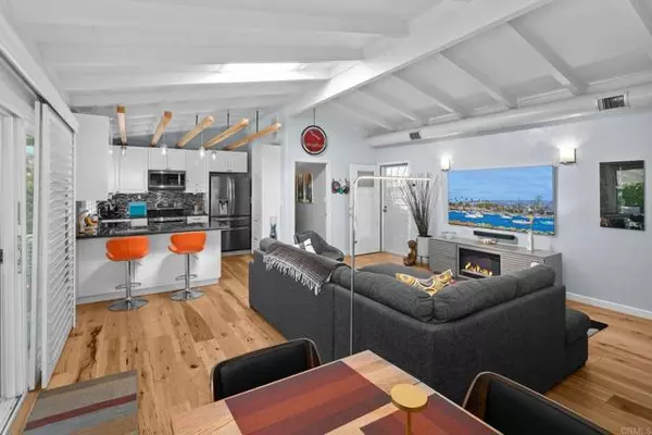 San Diego, CA 92120,6817 Birchwood Street