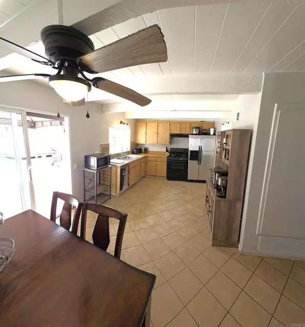 Vista, CA 92084,847 Raintree Place