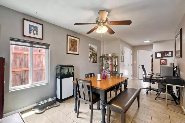 118 West 11th Avenue, Escondido, CA 92025