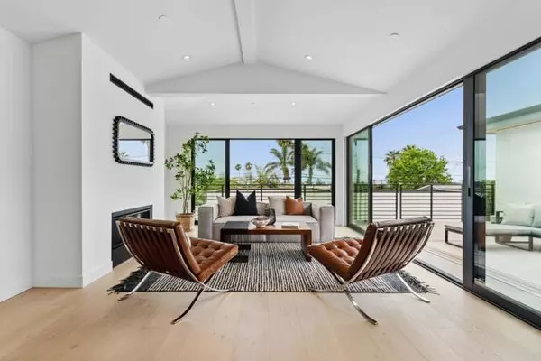 Cardiff By The Sea, CA 92007,2052 Montgomery Avenue