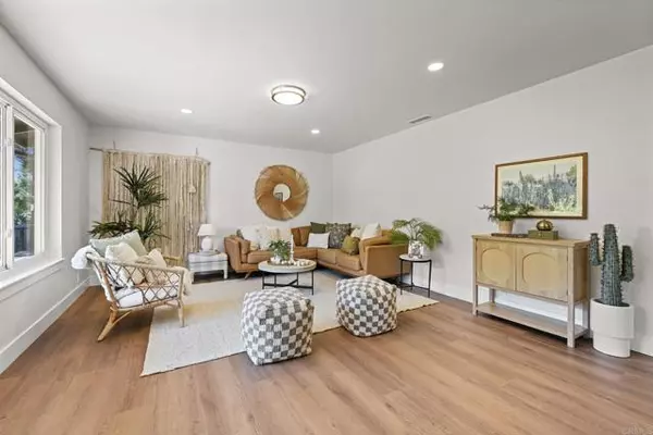 Escondido, CA 92029,752 Quiet Place