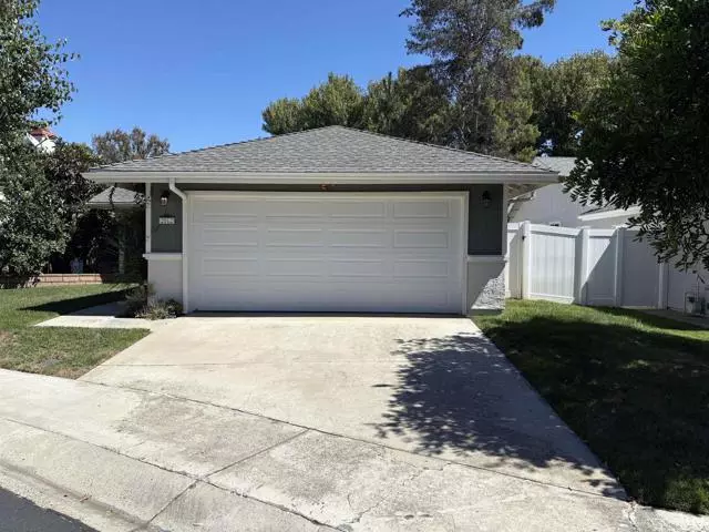 Vista, CA 92081,2012 Cottage way