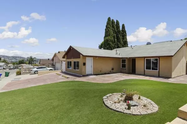 8441 Parkbrook Street, San Diego, CA 92114