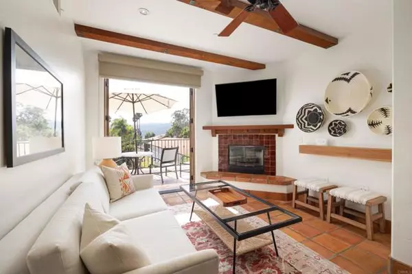 Carlsbad, CA 92009,7323 Estrella De Mar Road