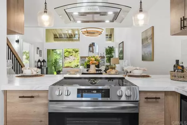 Poway, CA 92064,13611 Penina St