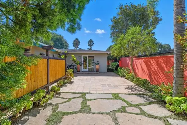 Solana Beach, CA 92075,241 East Cliff Street