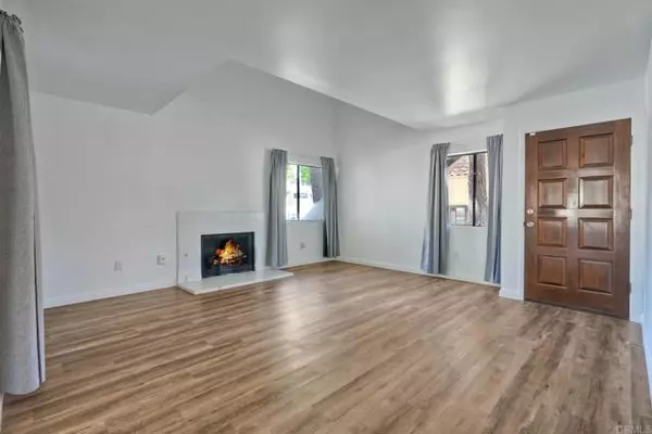 Vista, CA 92083,391 N Melrose