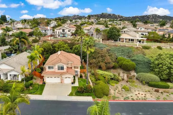 Escondido, CA 92026,2334 Canyon View Glen