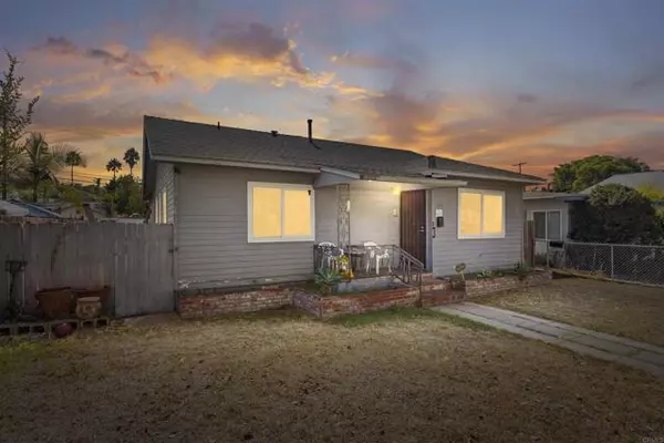 127 West 5Th Avenue, Escondido, CA 92025