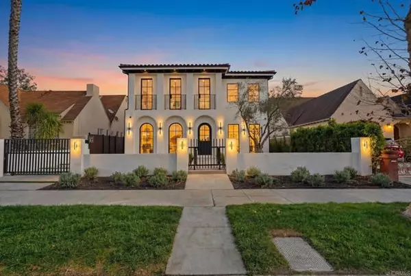 Beverly Hills, CA 90211,160 North stanley Drive