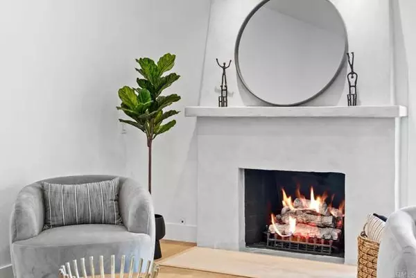 San Diego, CA 92128,17544 Plaza Otonal