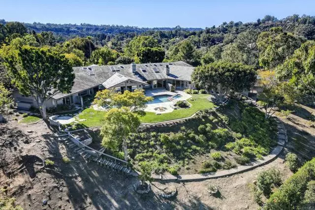 Rancho Santa Fe, CA 92067,5295 Avenida Maravillas