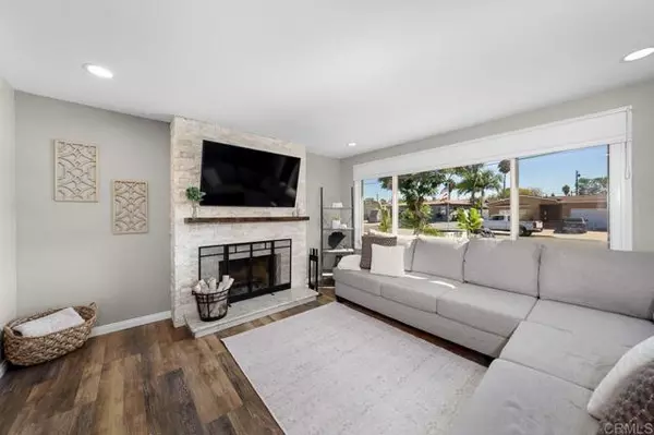 San Diego, CA 92111,4018 Hatton St