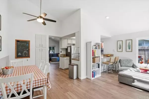 Oceanside, CA 92057,4569 Calle Del Palo