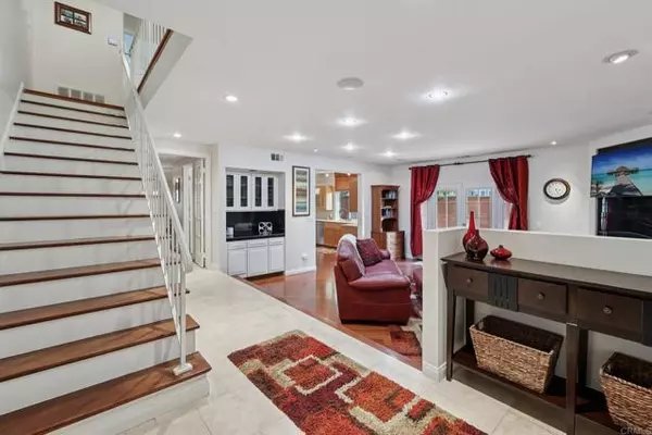 Carlsbad, CA 92009,6712 Cantil Street