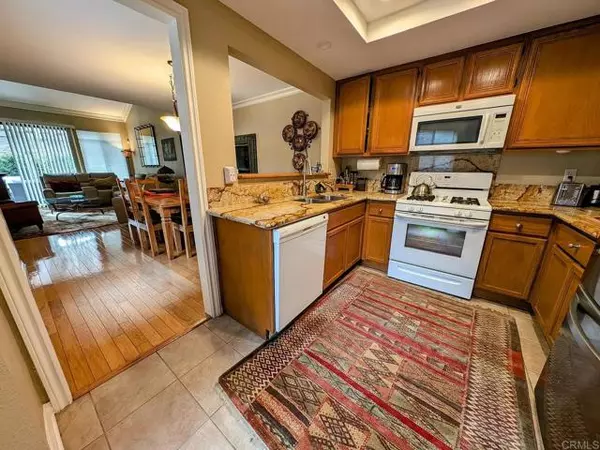 San Diego, CA 92130,3620 Fallon Circle