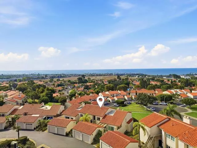 Carlsbad, CA 92011,909 Caminito Madrigal