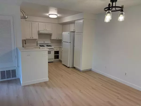 San Diego, CA 92130,12229 Carmel Vista Road