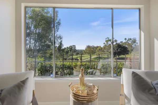 Oceanside, CA 92057,3839 Vista Campana South