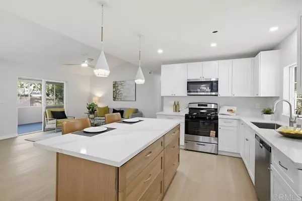 525 W El Norte Pkwy, Escondido, CA 92026