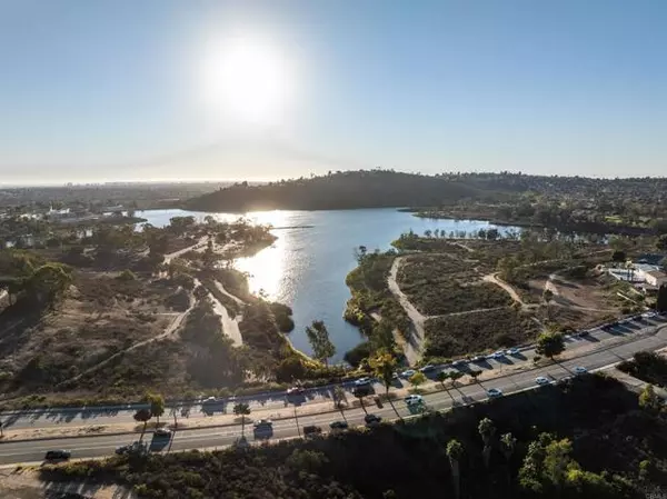 La Mesa, CA 91942,7750 Ropalt St