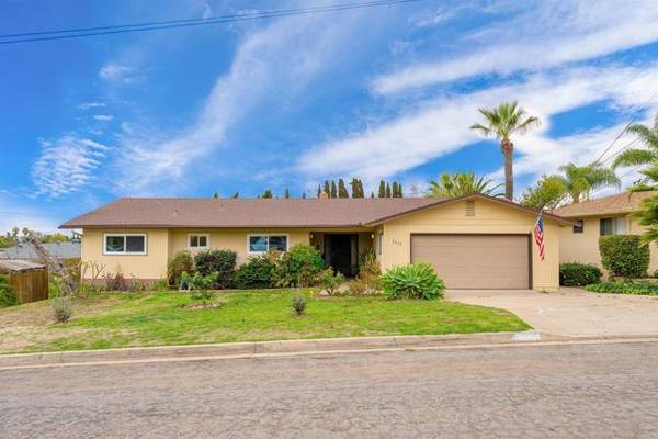 2222 Debco Drive, Lemon Grove, CA 91945