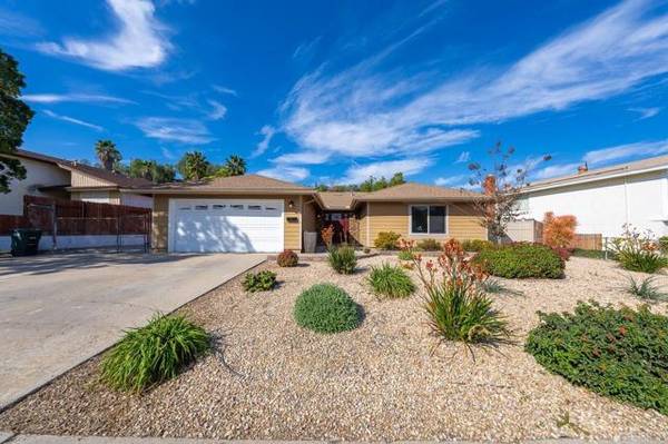 2224 Camino De Las Palmas, Lemon Grove, CA 91945