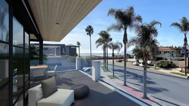 1121 G Avenue, Coronado, CA 92118