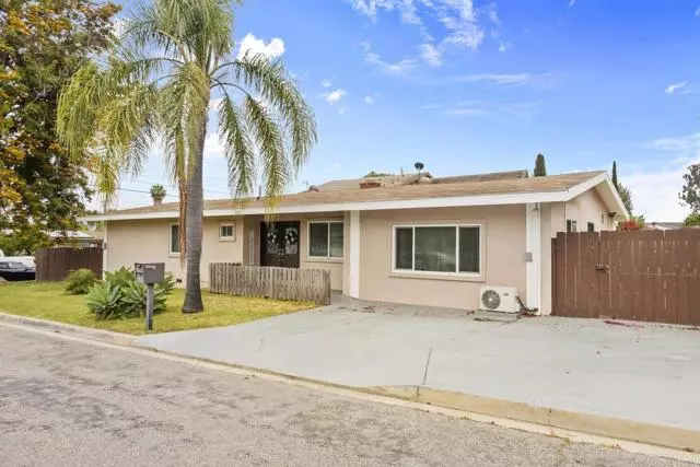 Spring Valley, CA 91977,662 Maria Avenue