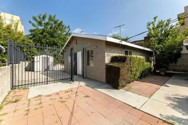 County - Los Angeles, CA 90057,224 CRANDALL ST