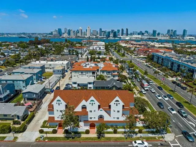 Coronado, CA 92118,374 Orange Ave Avenue