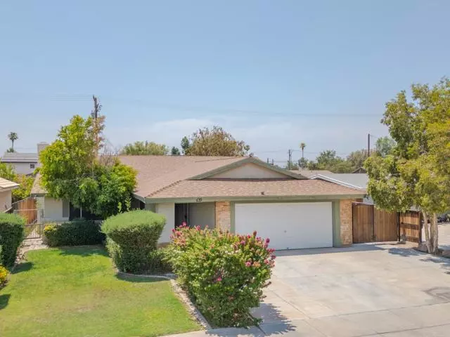 635 West Desert Gardens Drive, El Centro, CA 92243