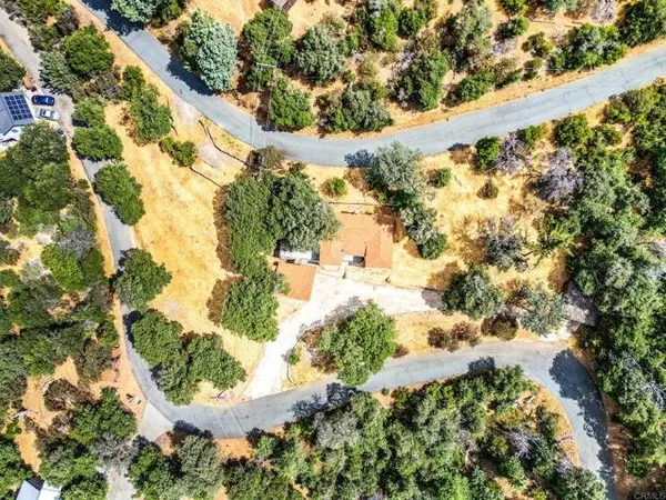 Julian, CA 92036,2113 Whispering Pines Drive