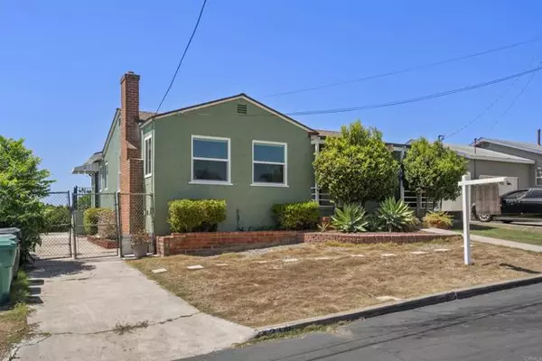 2346 Hopkins Street,  San Diego,  CA 92139