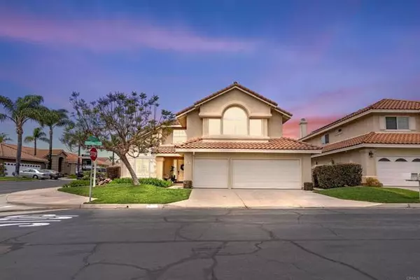 3702 Southridge Way, Oceanside, CA 92056