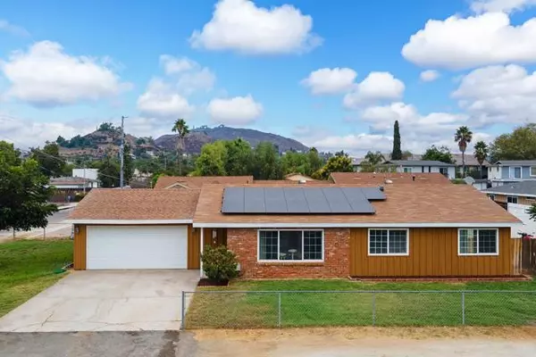 1105 ORO ST,  El Cajon,  CA 92021