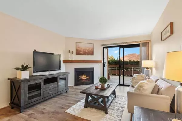 7225 Navajo Road,  San Diego,  CA 92119