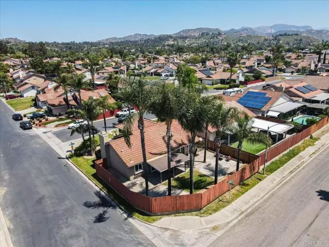 11507 Paseo Lago, Lakeside, CA 92040