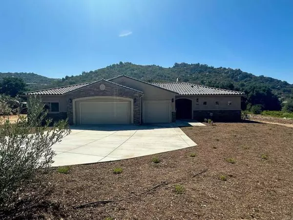 12252 Via Ruscello, Lakeside, CA 92040