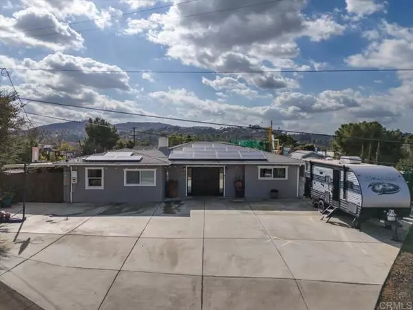 9743 Shamrock Lane, Lakeside, CA 92040