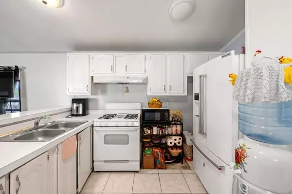 Spring Valley, CA 91977,2515 Sweetwater Rd