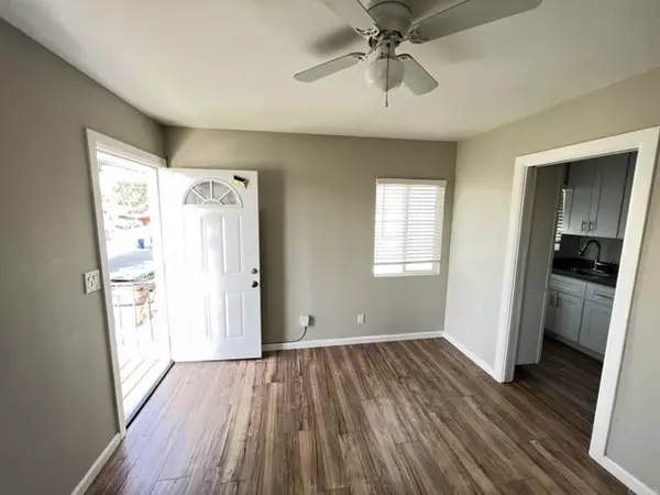 San Diego, CA 92113,527 Dewey Street