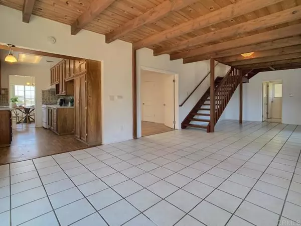 Chula Vista, CA 91910,161 Twin Oaks Circle