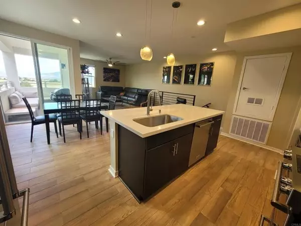 Chula Vista, CA 91915,2072 Tango Loop